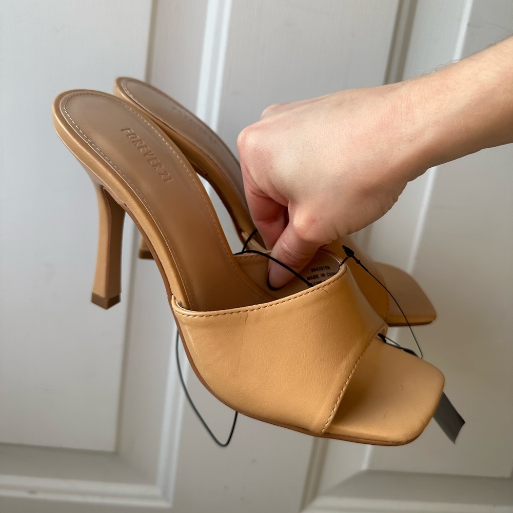 Forever 21 Open Toe Kitten Heel Sandals - Size 7